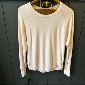 Athleta Light Pink Scoop‎ Hem & Neck Long Sleeve Tee Medium RN 54023